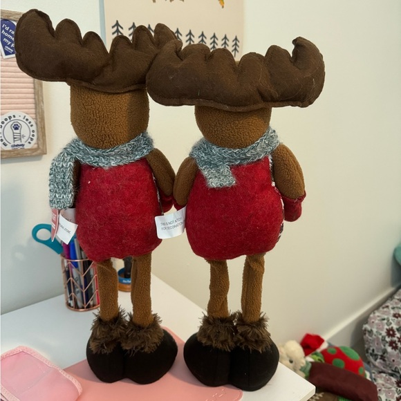 NWT Set of 2 Moose plush - Picture 7 of 8